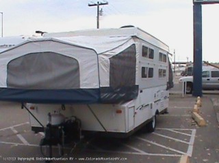 2005 PALOMINO MUSTANG