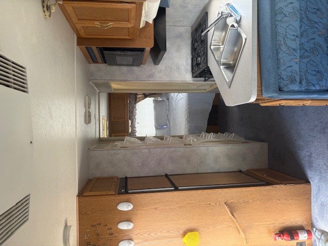 1996 Dutchmen Four Winds 28A 13